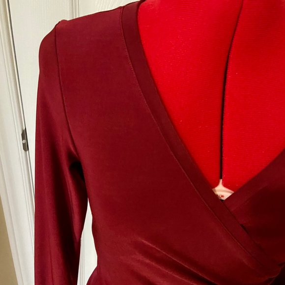 Vintage Repro Pinup Girl Clothing long sleeve burgundy Gia top size Medium - Picture 2 of 4